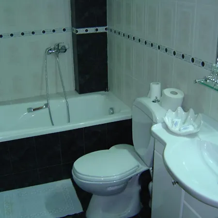 Kornilios Hotel Chalkidona