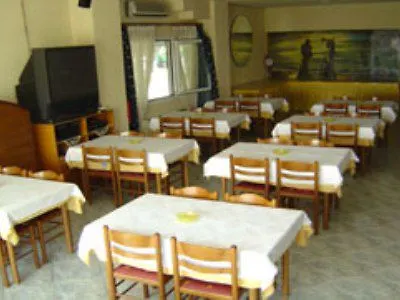 Kornilios Hotel 2*